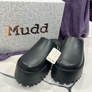 Mudd clogs